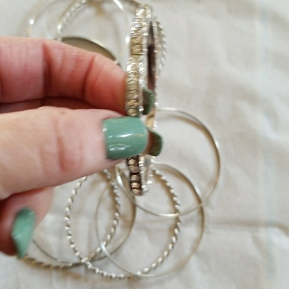 Silver bangle bundle‎ - Picture 3 of 5